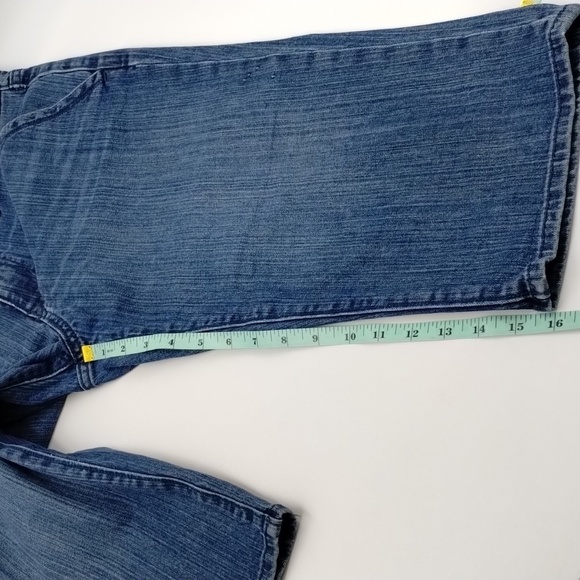 Old Navy women's size 10 blue denim capri mid rise flap pockets - Picture 7 of 12